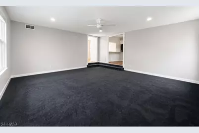 303 Cherry Valley Road, Montgomery Township, NJ 08540 - Photo 11