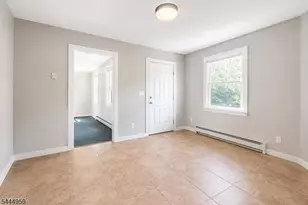 303 Cherry Valley Rd, Montgomery Township, NJ 08540 - Photo 9
