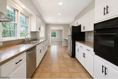 303 Cherry Valley Road, Montgomery Township, NJ 08540 - Photo 21