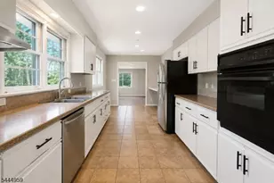 303 Cherry Valley Rd, Montgomery Township, NJ 08540 - Photo 21