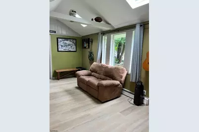106 Breakneck Rd, Vernon, NJ 07422 - Photo 7