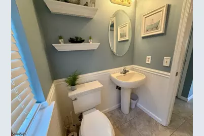 20 Winding Brook Ln, Jefferson Township, NJ 07438 - Photo 11