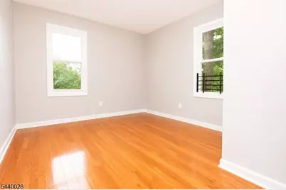 136 Dewey St, Newark, NJ 07112 - Photo 13