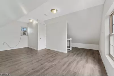 235 Pine St, Elizabeth, NJ 07206 - Photo 21
