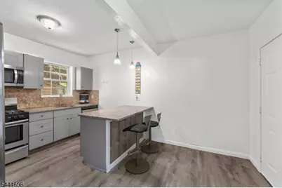 235 Pine St, Elizabeth, NJ 07206 - Photo 7