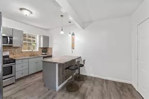 235 Pine St, Elizabeth, NJ 07206 - Photo 7