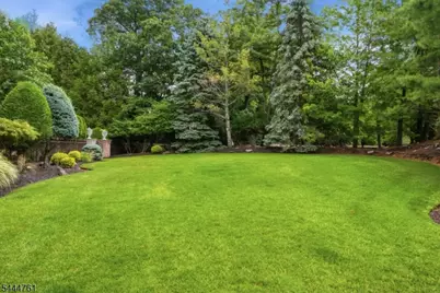 1 Wimbledon Court, Cedar Grove, NJ 07009 - Photo 41