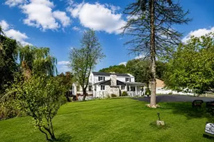 49 Hillcrest Dr, Liberty Township, NJ 07838 - Photo 1