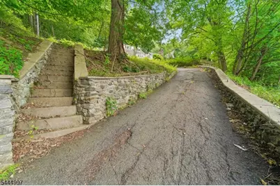 157 W Lindsley Rd, Cedar Grove, NJ 07009 - Photo 5