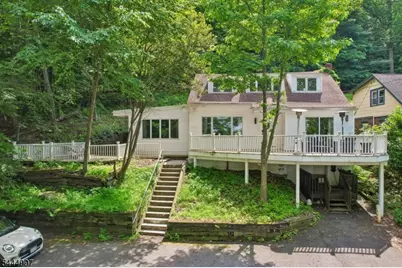 157 W Lindsley Rd, Cedar Grove, NJ 07009 - Photo 29