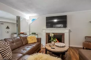 9 Midway Dr, Livingston, NJ 07039 - Photo 7