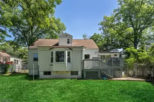 9 Midway Dr, Livingston, NJ 07039 - Photo 29