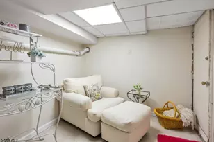 9 Midway Dr, Livingston, NJ 07039 - Photo 27