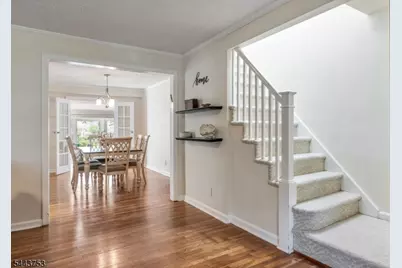 9 Midway Dr, Livingston, NJ 07039 - Photo 3