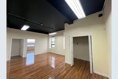 400 38th St, Union City, NJ 07087 - Photo 3