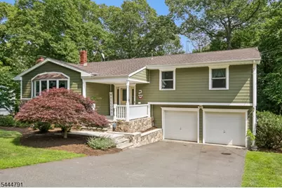 43 Misty Mountain Rd, Randolph Township, NJ 07869 - Photo 3