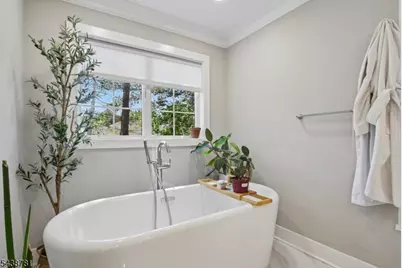 60 Nottingham Dr, Watchung, NJ 07069 - Photo 29