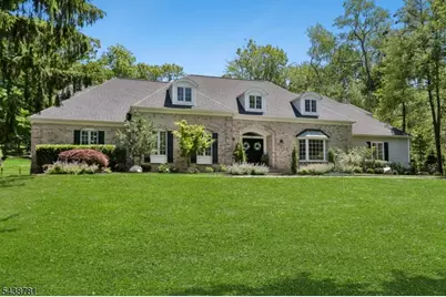60 Nottingham Dr, Watchung, NJ 07069 - Photo 3