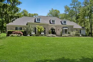 60 Nottingham Dr, Watchung, NJ 07069 - Photo 3