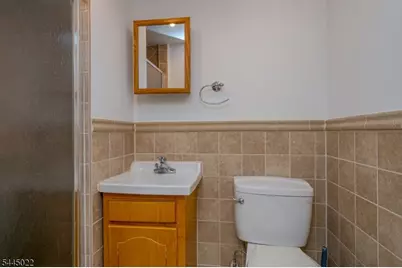 39 Amboy Ave, Metuchen, NJ 08840 - Photo 11