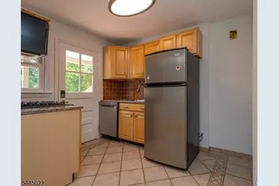 39 Amboy Ave, Metuchen, NJ 08840 - Photo 7
