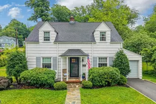 11 Manor Rd, Verona, NJ 07044 - Photo 1
