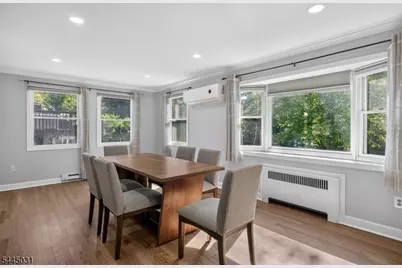 29 Laurel Ave, Livingston, NJ 07039 - Photo 5