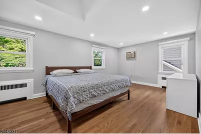 29 Laurel Ave, Livingston, NJ 07039 - Photo 13