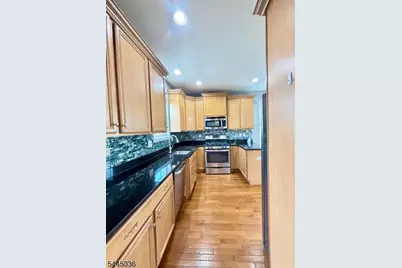 162 Sowers Dr, Mount Olive, NJ 07840 - Photo 5