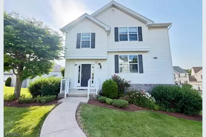 162 Sowers Dr, Mount Olive, NJ 07840 - Photo 1