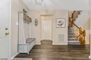 25 Forsgate Terrace, Clinton Township, NJ 08801 - Photo 23