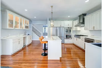 126 Blackwell Rd, Hopewell Township, NJ 08534 - Photo 9