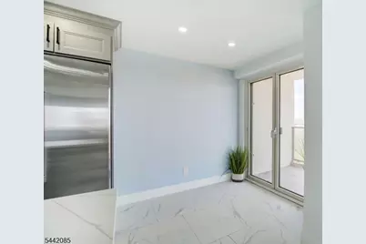 377 S Harrison St #17FF, East Orange, NJ 07018 - Photo 5