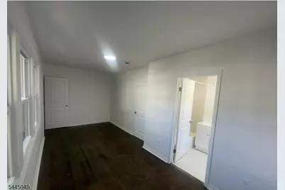 298 Farrant Ter #1, Teaneck Township, NJ 07666 - Photo 11