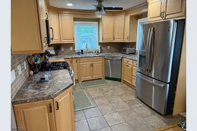 232 N Jackson Ave, North Plainfield, NJ 07060 - Photo 11