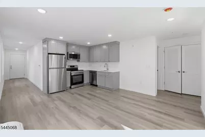 566 Springfield Ave #201, Newark, NJ 07103 - Photo 3