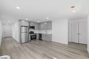 566 Springfield Ave, Newark, NJ 07103 - Photo 3