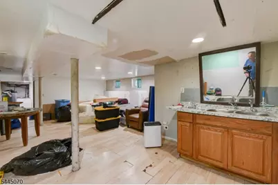 136 Sylvan Ave, Newark, NJ 07104 - Photo 17