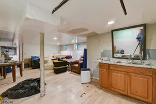136 Sylvan Ave, Newark, NJ 07104 - Photo 17