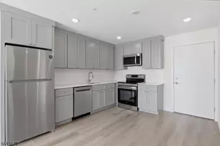 566 Springfield Ave, Newark, NJ 07103 - Photo 5
