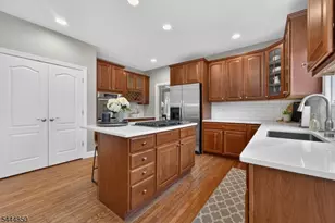 4 Riverview Ct, Raritan Township, NJ 08551 - Photo 5
