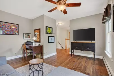 43 Chestnut St, Livingston, NJ 07039 - Photo 25