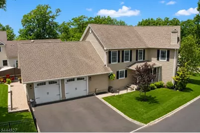 43 Chestnut St, Livingston, NJ 07039 - Photo 5