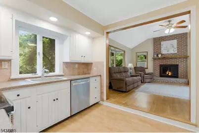 167 Division Ave, Long Hill Township, NJ 07946 - Photo 7
