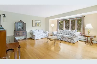167 Division Ave, Long Hill Township, NJ 07946 - Photo 3