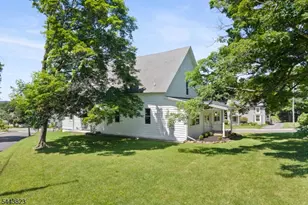 125 Main St, Hampton Boro, NJ 08827 - Photo 33