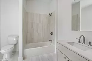125 Main St, Hampton Boro, NJ 08827 - Photo 17