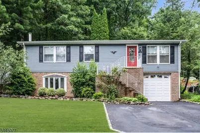 76 Valley View Dr, Rockaway Township, NJ 07866 - Photo 1