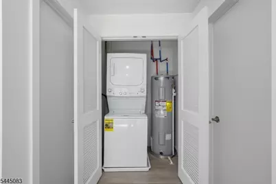 566 Springfield Ave #305, Newark, NJ 07103 - Photo 5