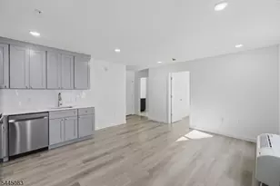 566 Springfield Ave, Newark, NJ 07103 - Photo 3